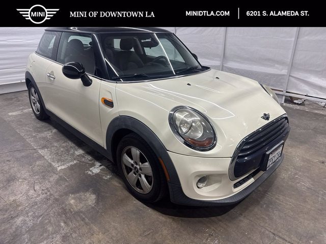 2016 MINI Hardtop 2 Door FWD photo