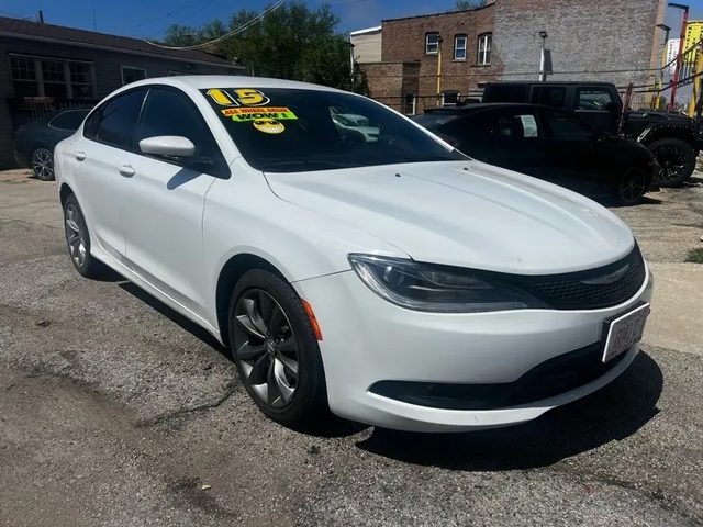 2015 Chrysler 200 S AWD photo