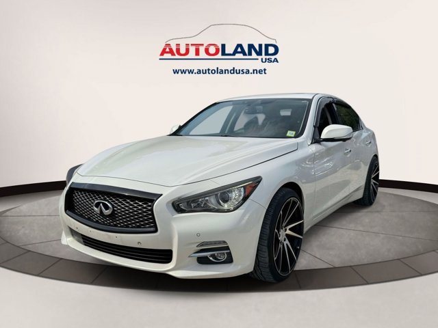 2015 Infiniti Q50 Premium AWD photo
