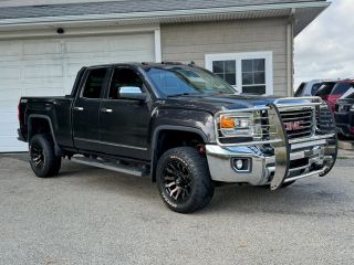 2015 GMC Sierra 2500HD SLT 4WD photo