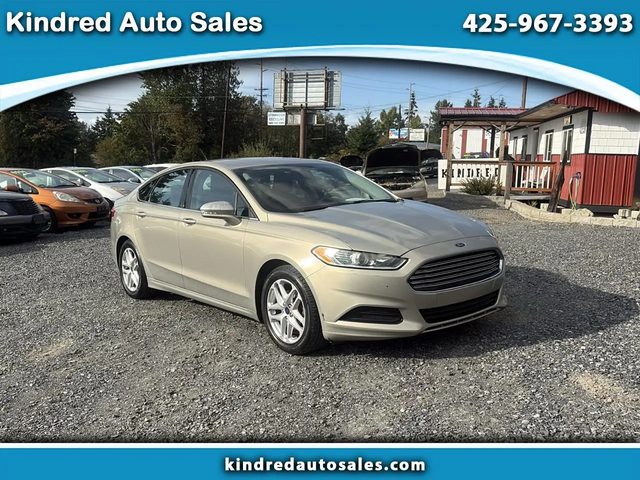 2016 Ford Fusion SE FWD photo