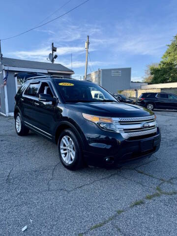 2015 Ford Explorer XLT 4WD photo