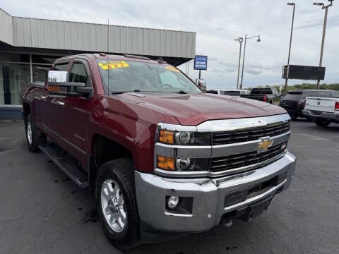2015 Chevrolet Silverado 3500HD LTZ 4WD photo