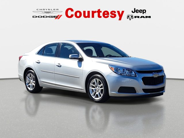 2015 Chevrolet Malibu LT FWD photo