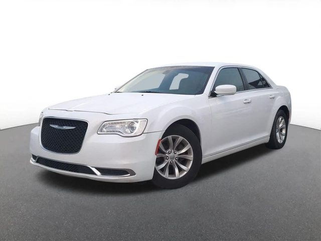 2015 Chrysler 300 Limited RWD photo