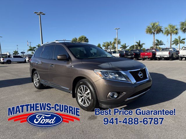 2015 Nissan Pathfinder S FWD photo