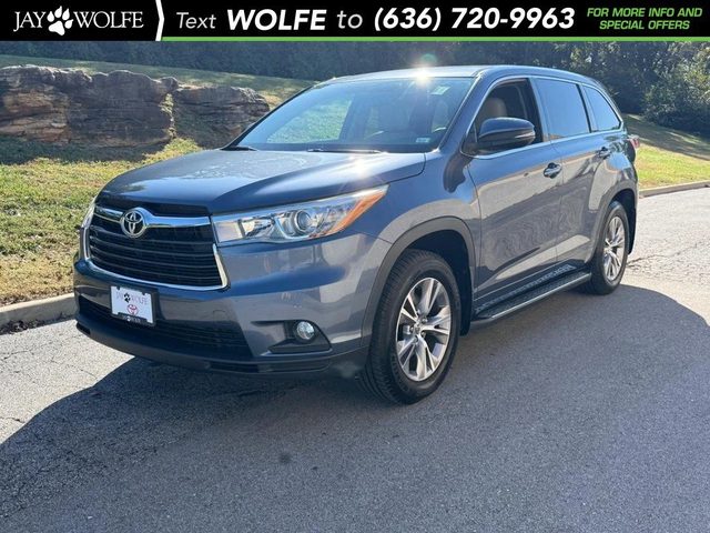 2015 Toyota Highlander LE AWD photo