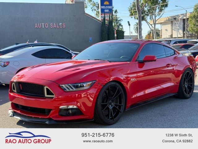 2015 Ford Mustang GT RWD photo