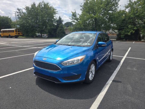2015 Ford Focus SE FWD photo