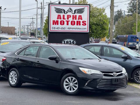 2015 Toyota Camry LE FWD photo
