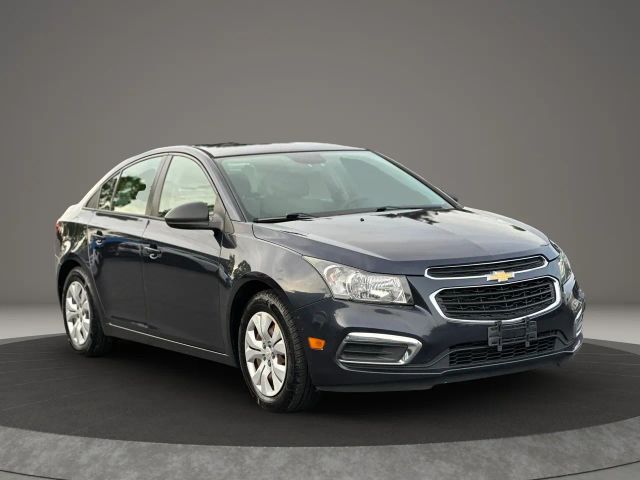 2015 Chevrolet Cruze LS FWD photo