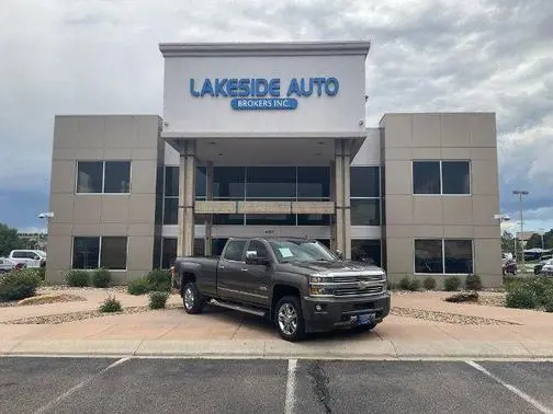 2015 Chevrolet Silverado 2500HD High Country 4WD photo