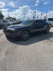 2015 Dodge Challenger SXT Plus RWD photo