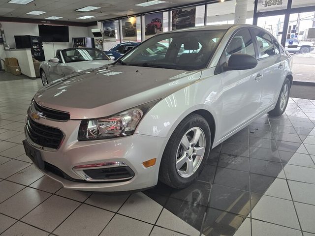 2015 Chevrolet Cruze LS FWD photo