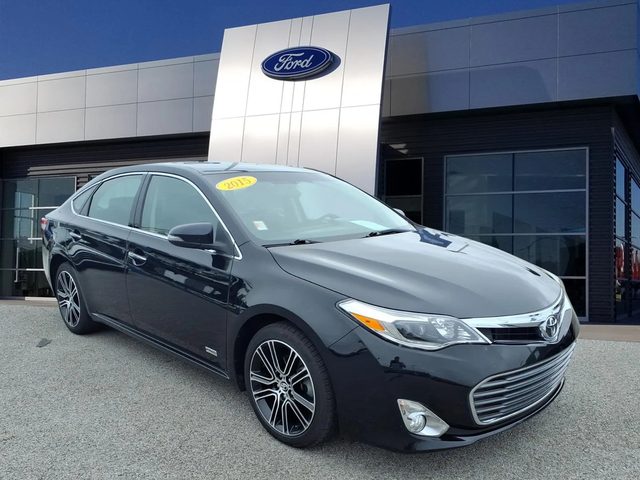 2015 Toyota Avalon XLE FWD photo