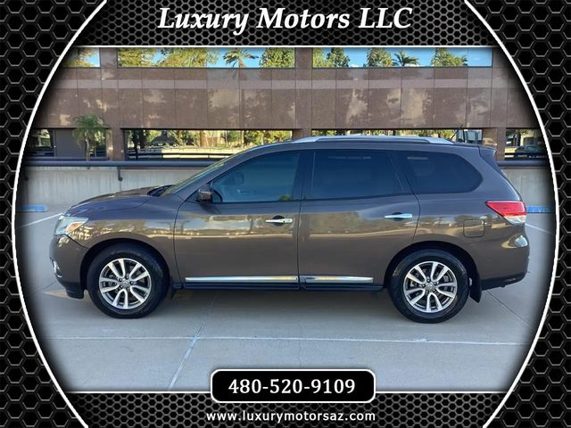 2015 Nissan Pathfinder SL FWD photo