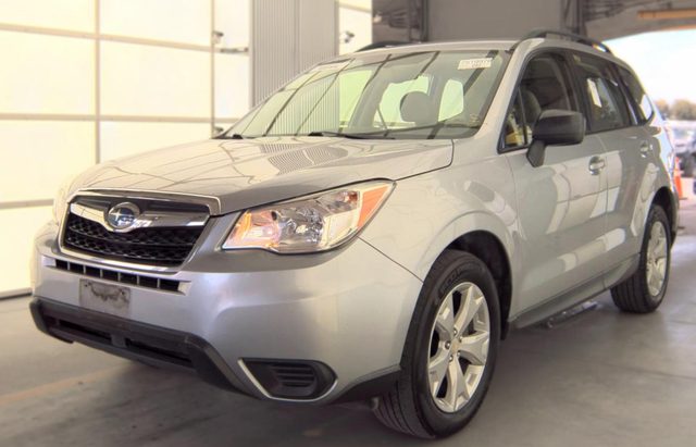 2015 Subaru Forester 2.5i AWD photo