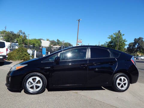 2015 Toyota Prius Two FWD photo