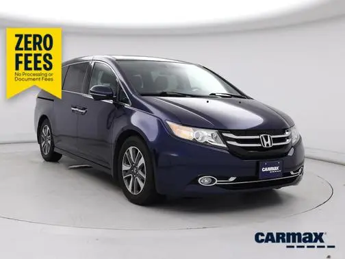 2015 Honda Odyssey Touring FWD photo