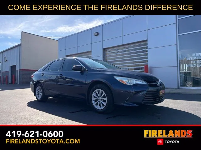 2015 Toyota Camry LE FWD photo