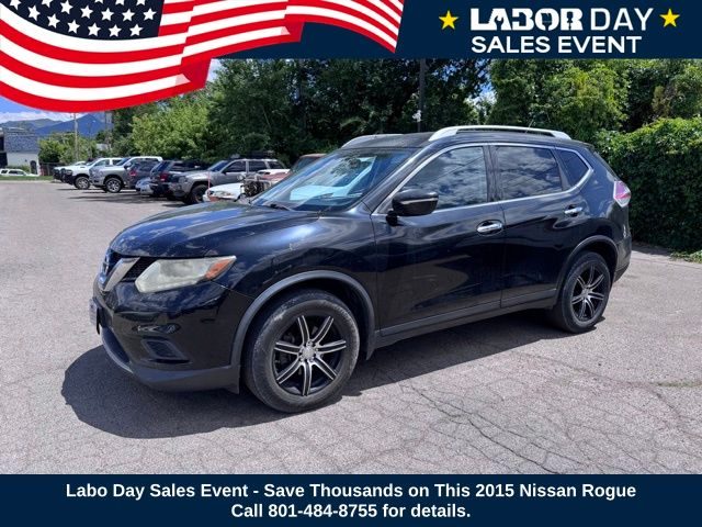 2015 Nissan Rogue SV FWD photo