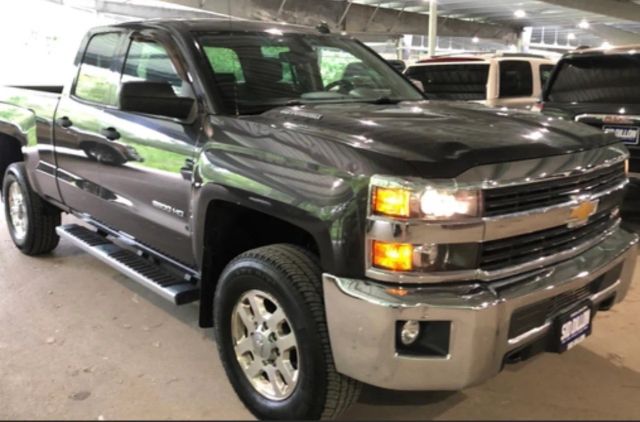2015 Chevrolet Silverado 2500HD LT 4WD photo