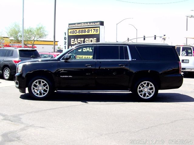 2015 GMC Yukon XL SLE 4WD photo