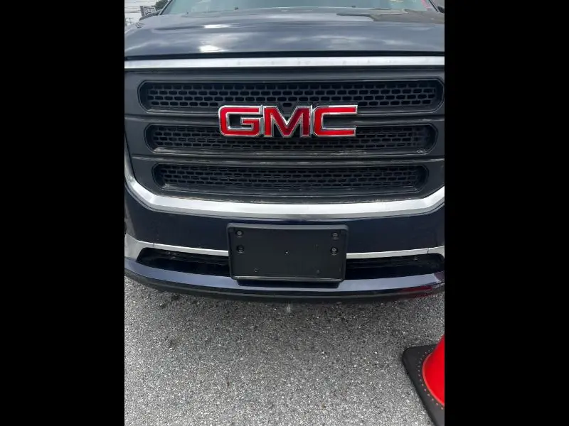 2015 GMC Acadia SLE FWD photo