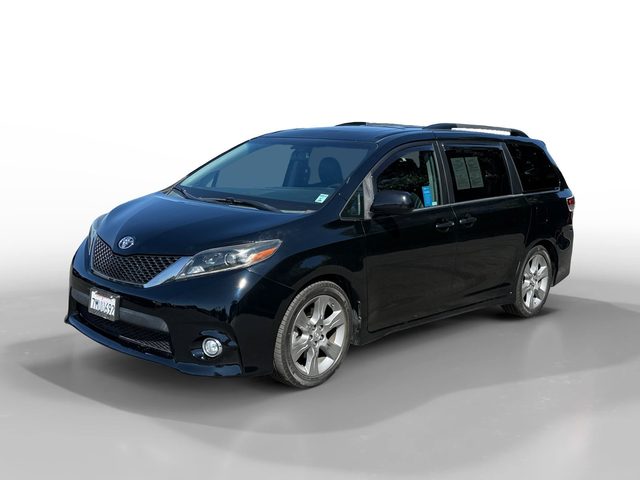 2015 Toyota Sienna SE FWD photo