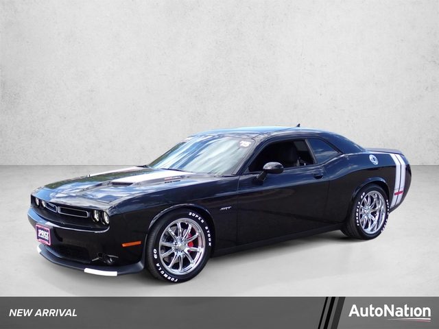 2015 Dodge Challenger R/T Scat Pack RWD photo