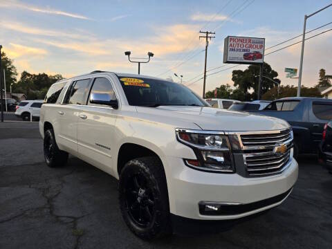 2015 Chevrolet Suburban LTZ 4WD photo