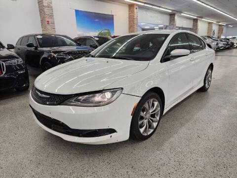 2015 Chrysler 200 S FWD photo