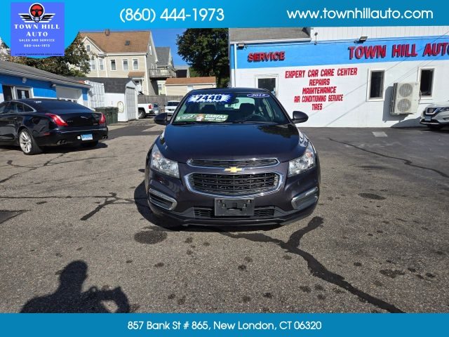 2015 Chevrolet Cruze LT FWD photo