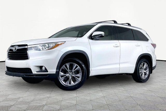 2015 Toyota Highlander XLE AWD photo