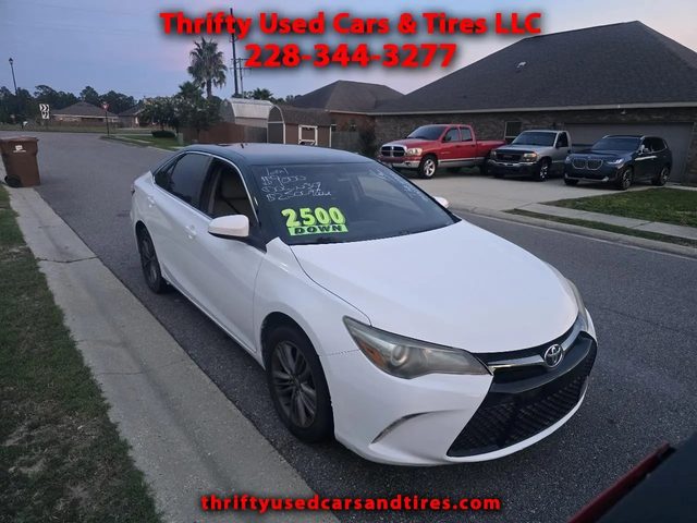 2015 Toyota Camry SE FWD photo