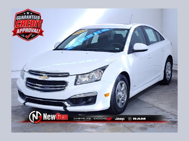 2015 Chevrolet Cruze LT FWD photo