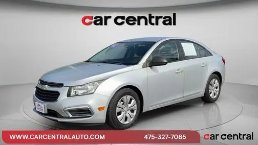 2015 Chevrolet Cruze LS FWD photo