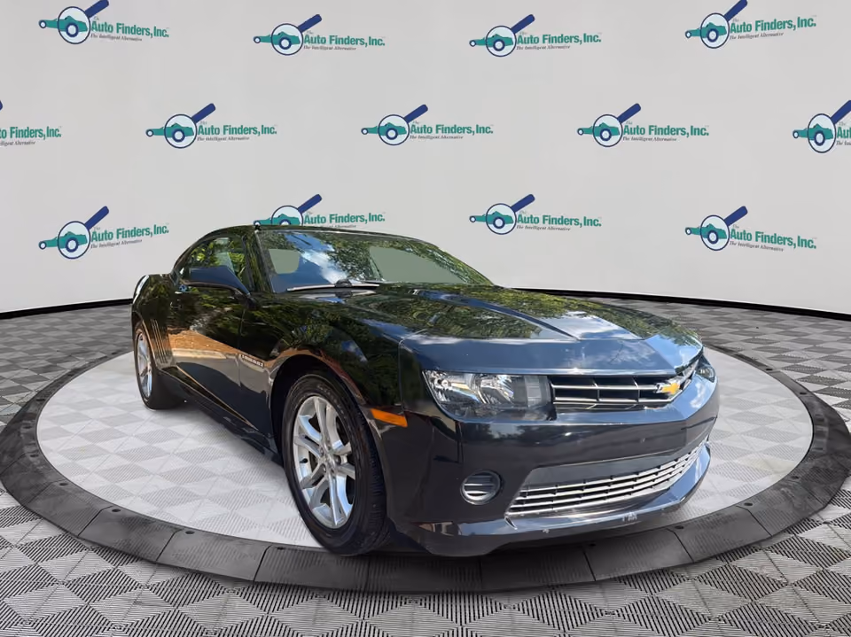 2015 Chevrolet Camaro LS RWD photo