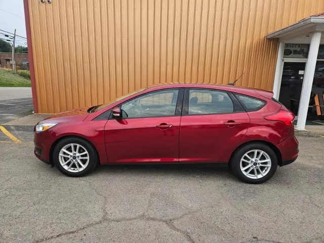 2015 Ford Focus SE FWD photo