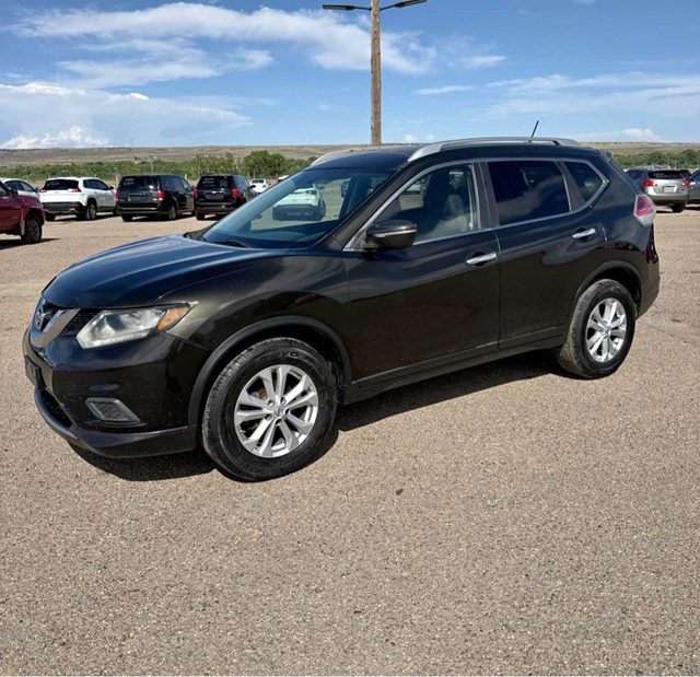2015 Nissan Rogue SV AWD photo
