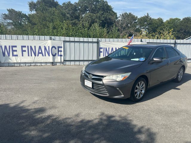2015 Toyota Camry SE FWD photo