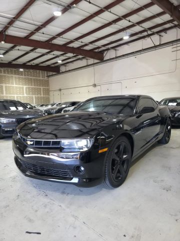 2015 Chevrolet Camaro LT RWD photo