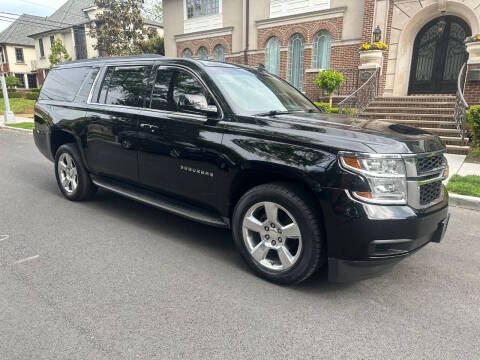 2015 Chevrolet Suburban LT 4WD photo