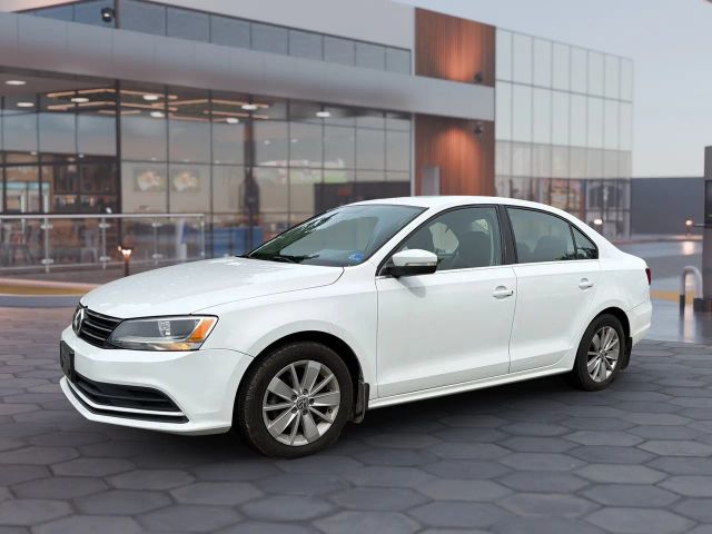 2015 Volkswagen Jetta FWD photo