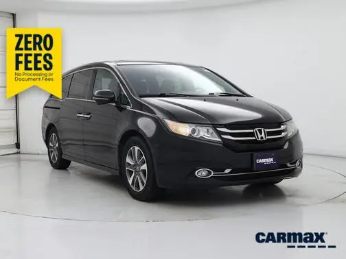 2015 Honda Odyssey Touring FWD photo