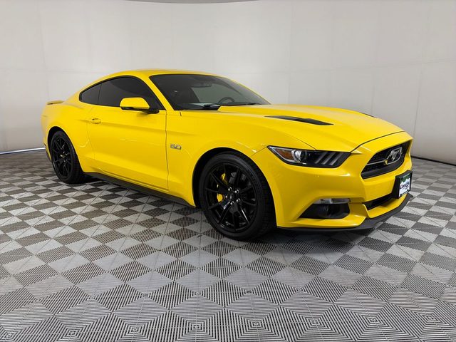 2015 Ford Mustang GT Premium RWD photo