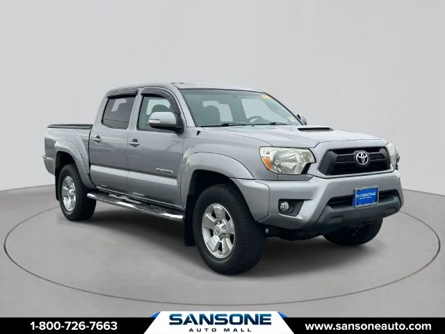 2015 Toyota Tacoma 4WD photo
