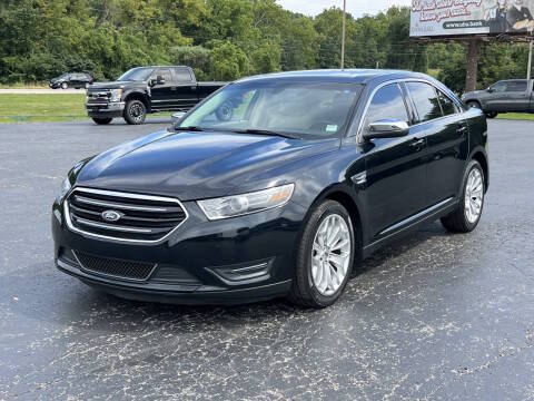 2015 Ford Taurus Limited FWD photo