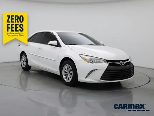 2015 Toyota Camry LE FWD photo