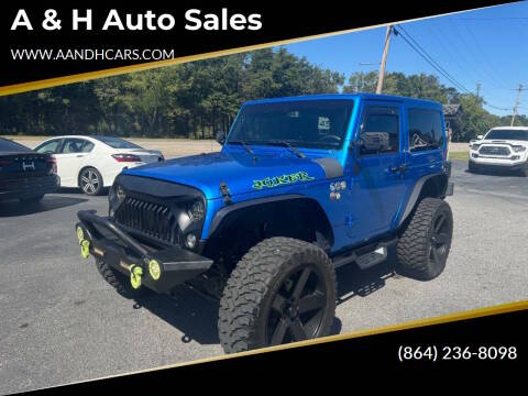 2015 Jeep Wrangler Sahara 4WD photo